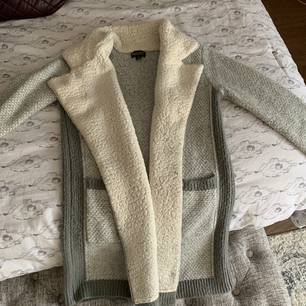 Sweater jacket size S